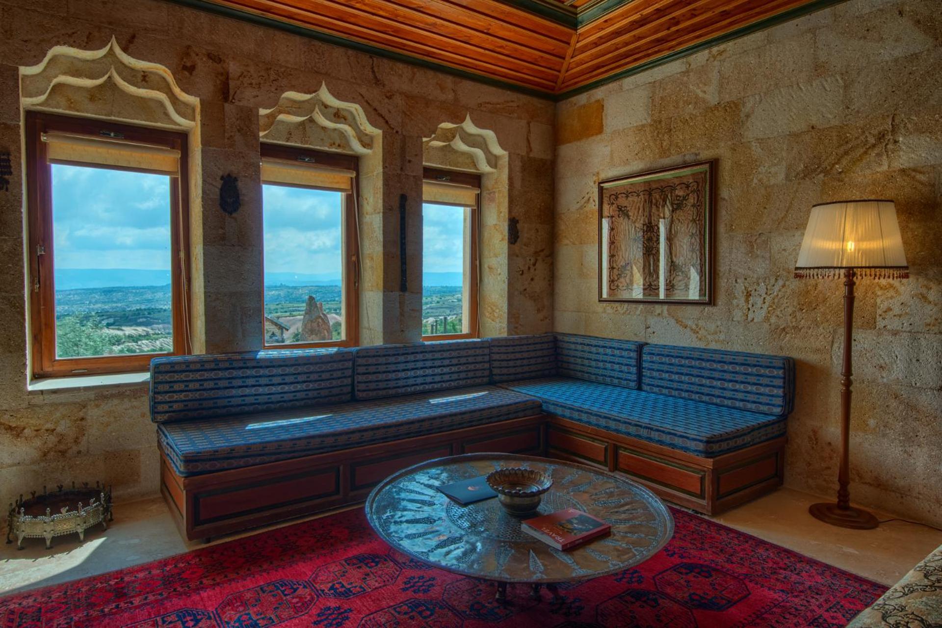 King Suite - Photo 19