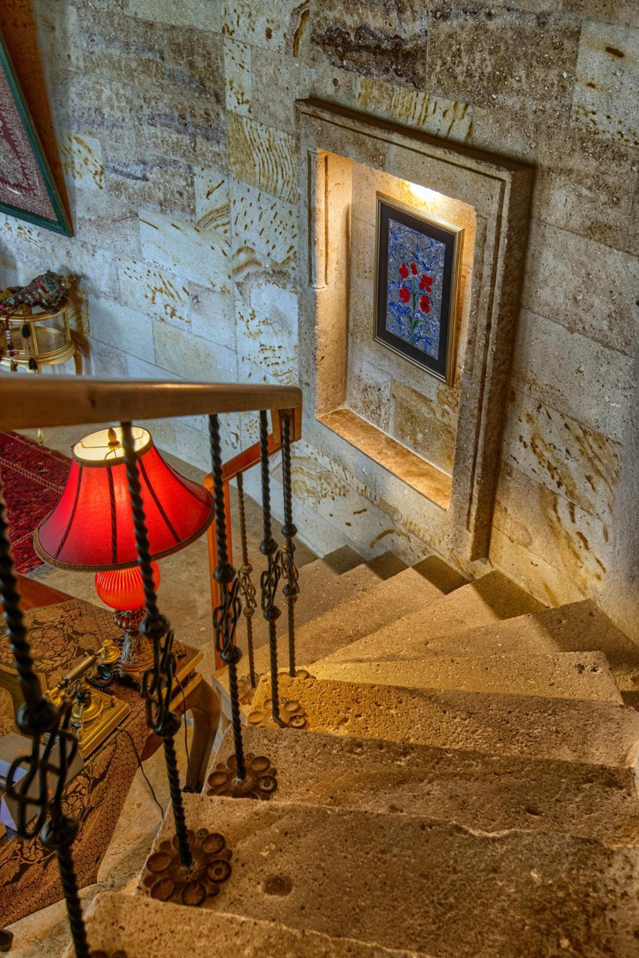 King Suite - Photo 12