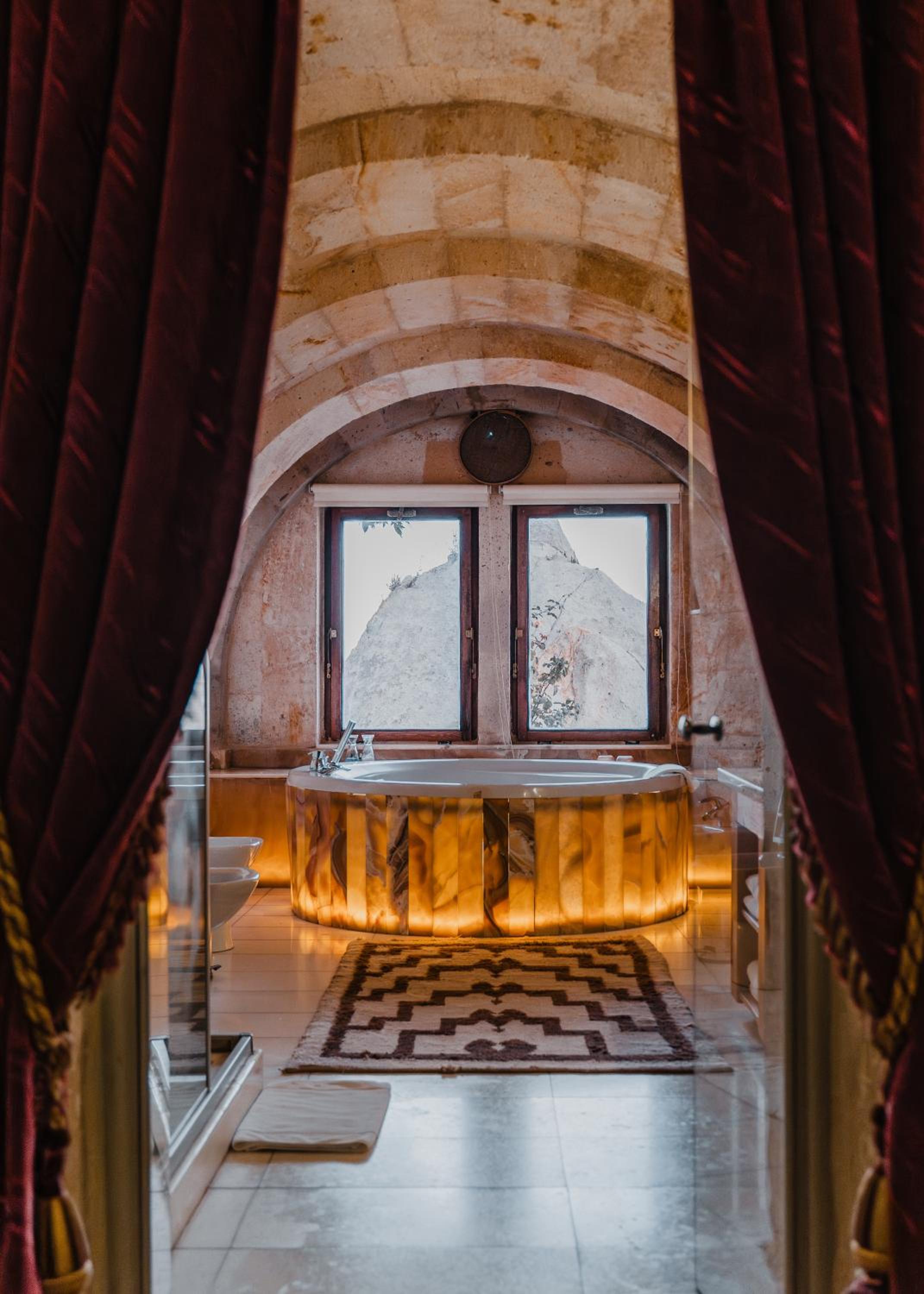 King Suite - Photo 23