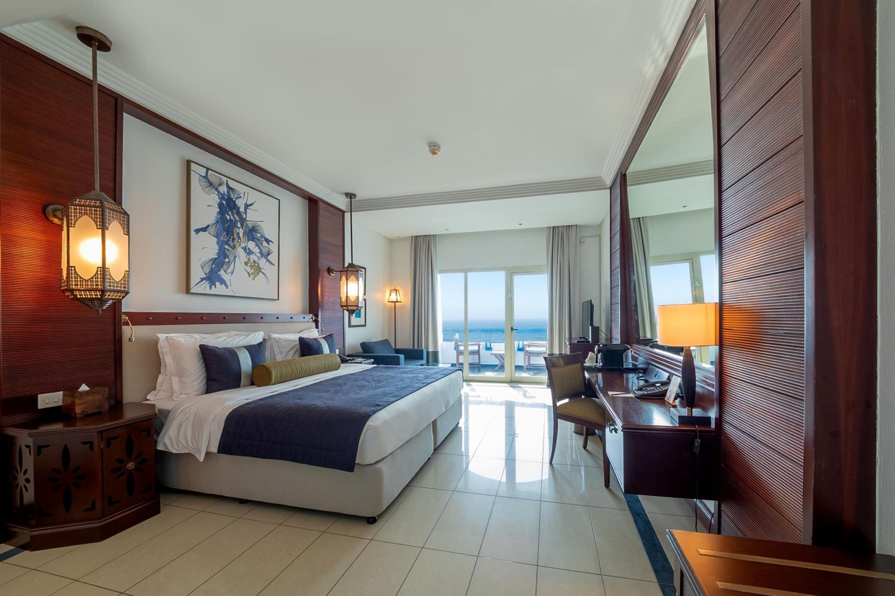 Signature Deluxe Room Sea View