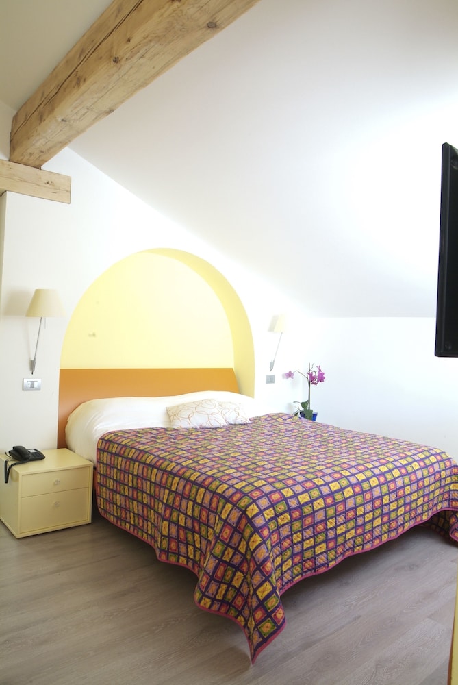 Standard Double Room, Balcony (Sagittario) photo 2