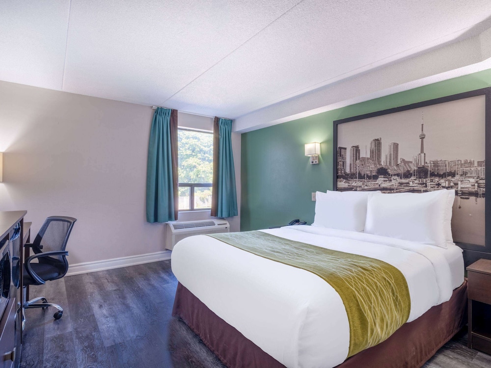 Super 8 by Wyndham Toronto East ON — photo 39