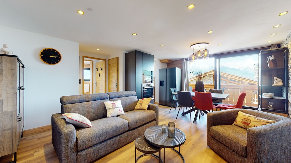 Exclusive Penthouse