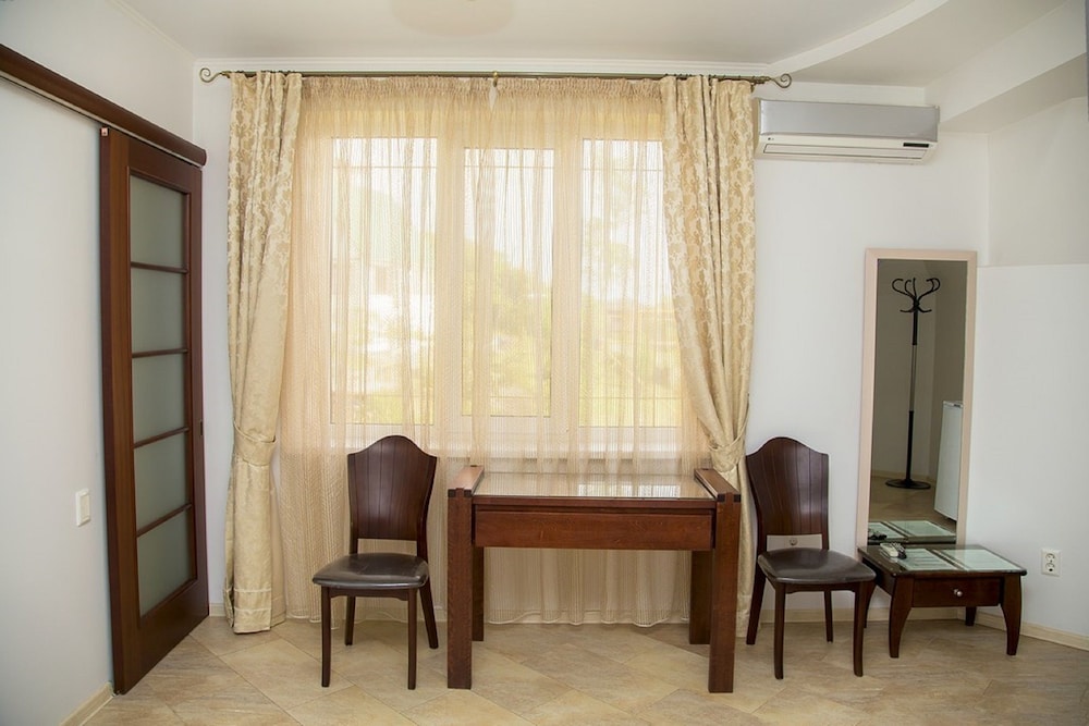 Standard Double or Twin Room (Cottage #4) photo 2