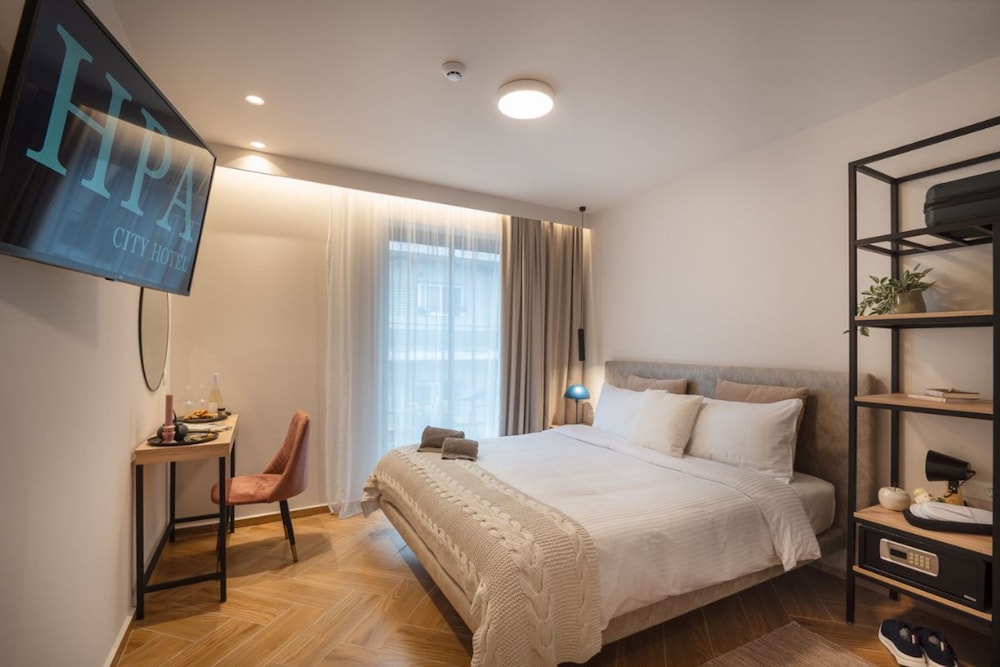 Superior Double or Twin Room - Photo 3