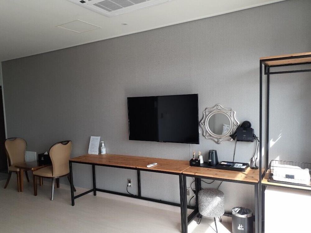 Standard Room - Photo 2