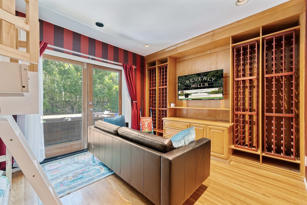 NEW - 1 Location-family-5br-yard-gym-parking, 사진 28