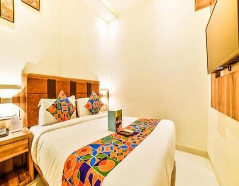 Deluxe Room - Photo 3