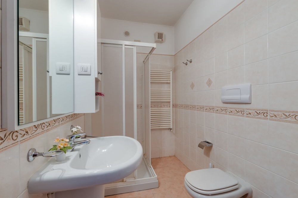 Standard Apartment, 1 Bedroom, Beachside (Porto Letizia Venezia 5)