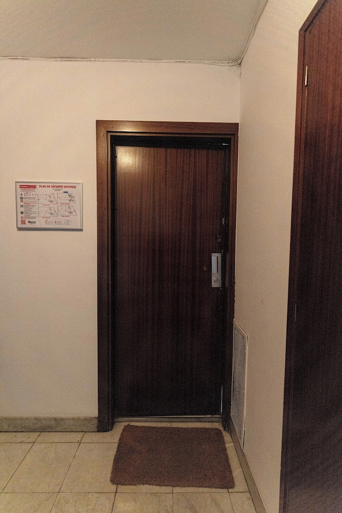 Apartment photo 3