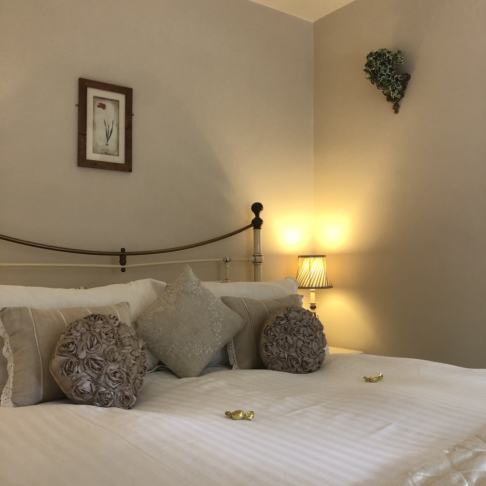 The Deer Park Room photo 1