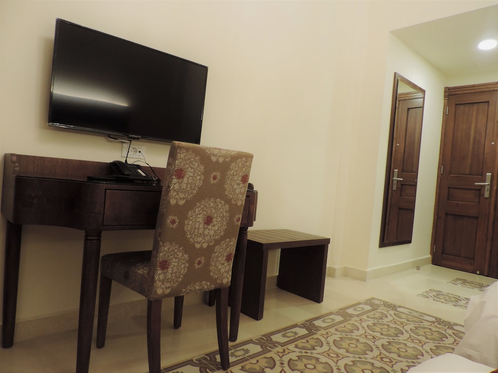 Deluxe Suite