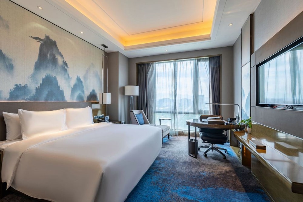 Executive Deluxe King Room photo 2
