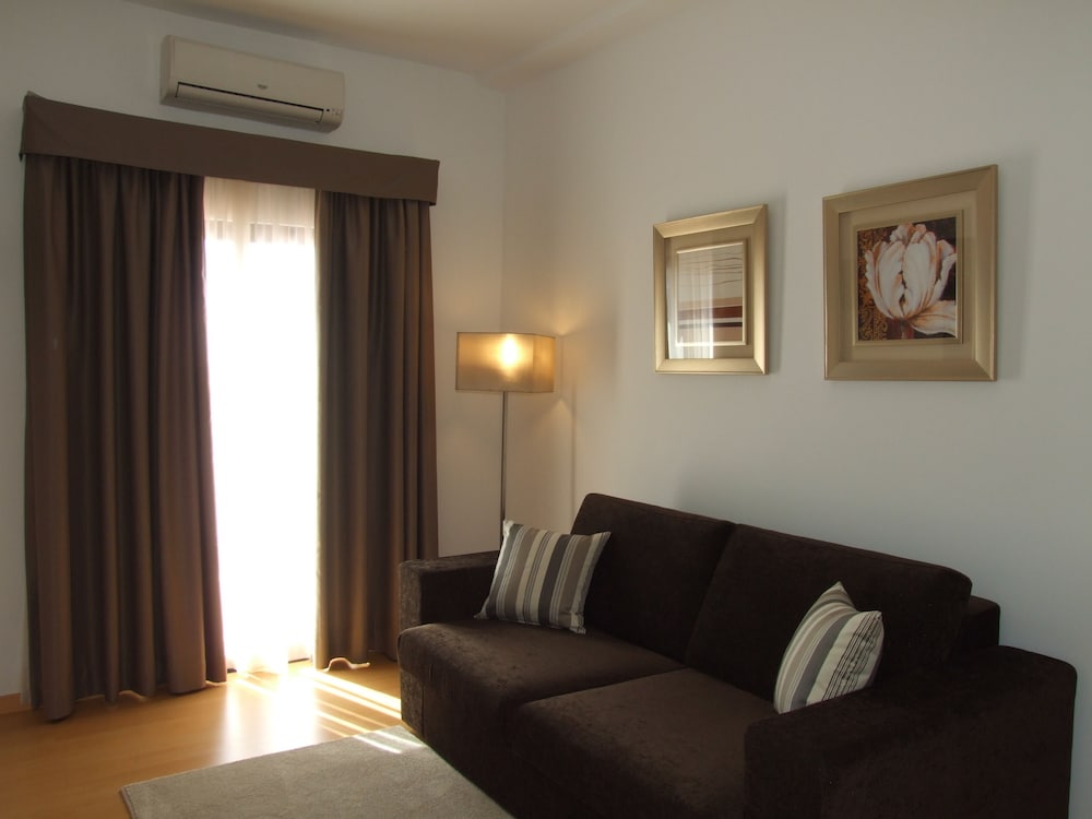 Suite, Balcony - Photo 3