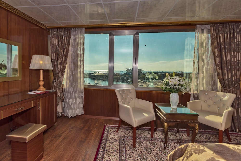 Deluxe Double Room, 1 Double Bed, Sea View photo 3