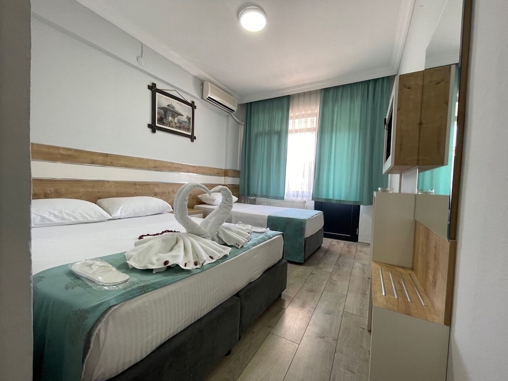 Classic Room, 1 Double Bed, Balcony photo 1