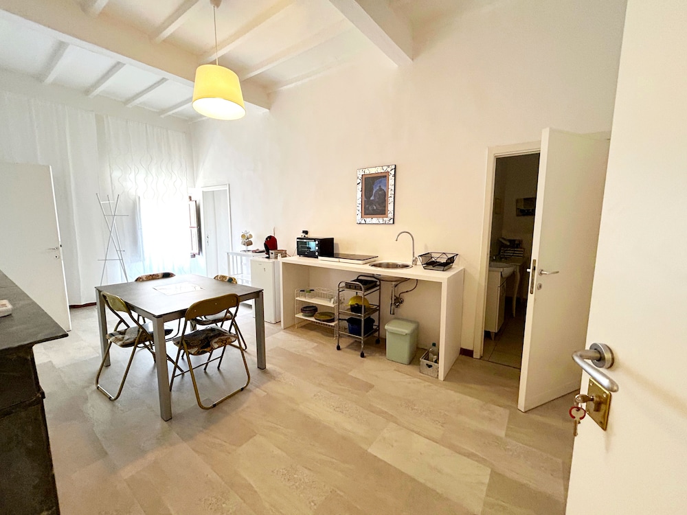 Apartment, 2 Bedrooms (Corso Italia, 108) photo 1