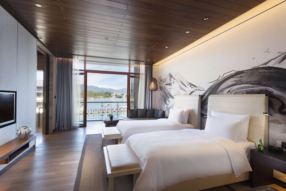 Standard Room, Lake View