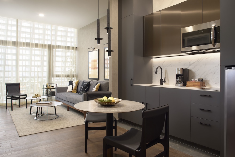 Deluxe Apartment - Photo 3