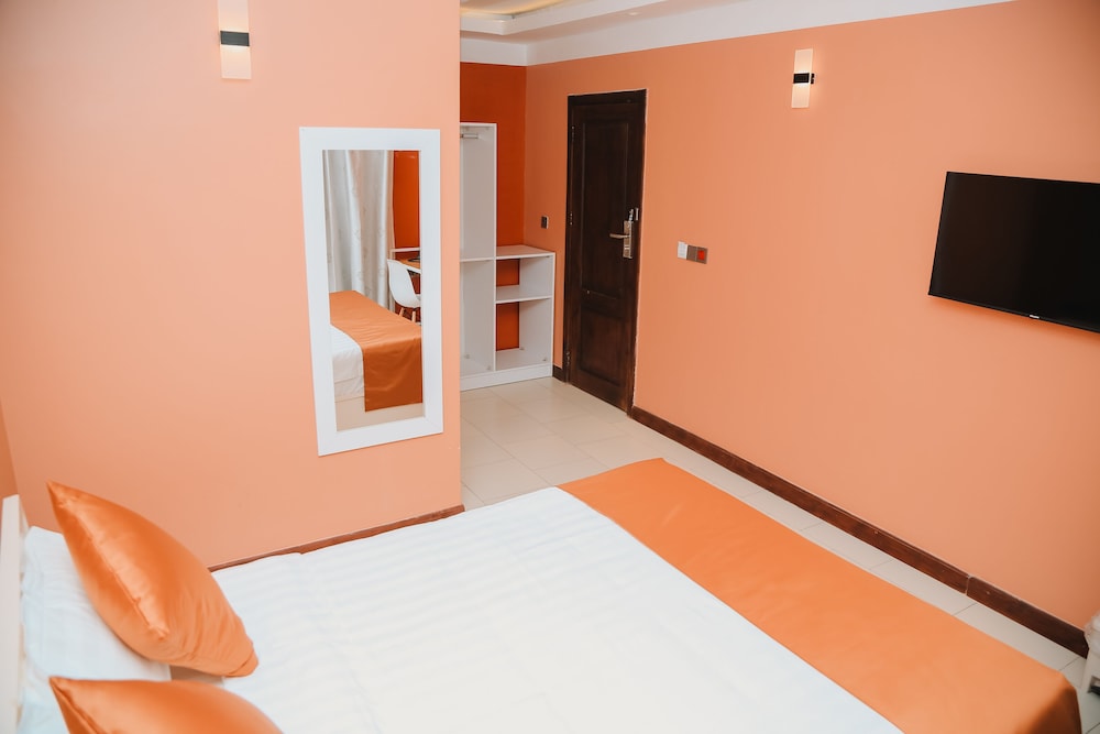 Standard Double Room - Photo 3