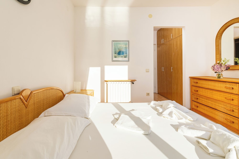 Double Room, Balcony, Sea View photo 1