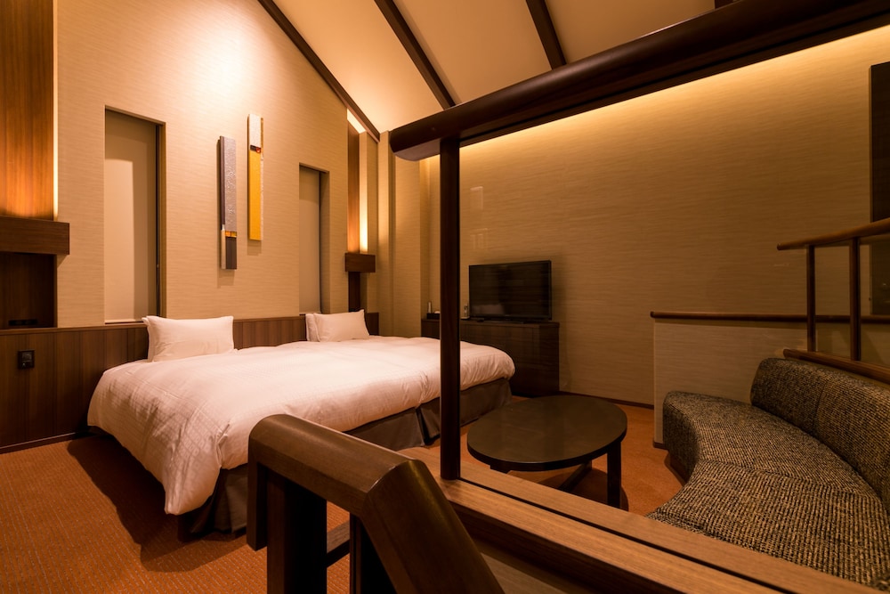Villa Suite Maisonette with Open-Air Onsen (Riverside) photo 2