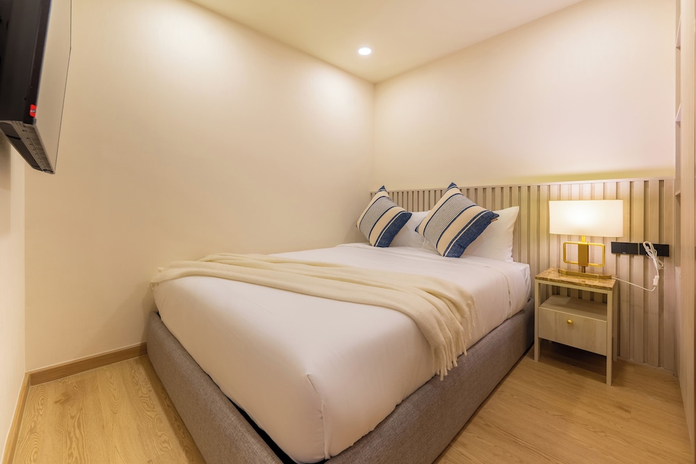Duplex 2 Bedroom Suite Golf View - Photo 2