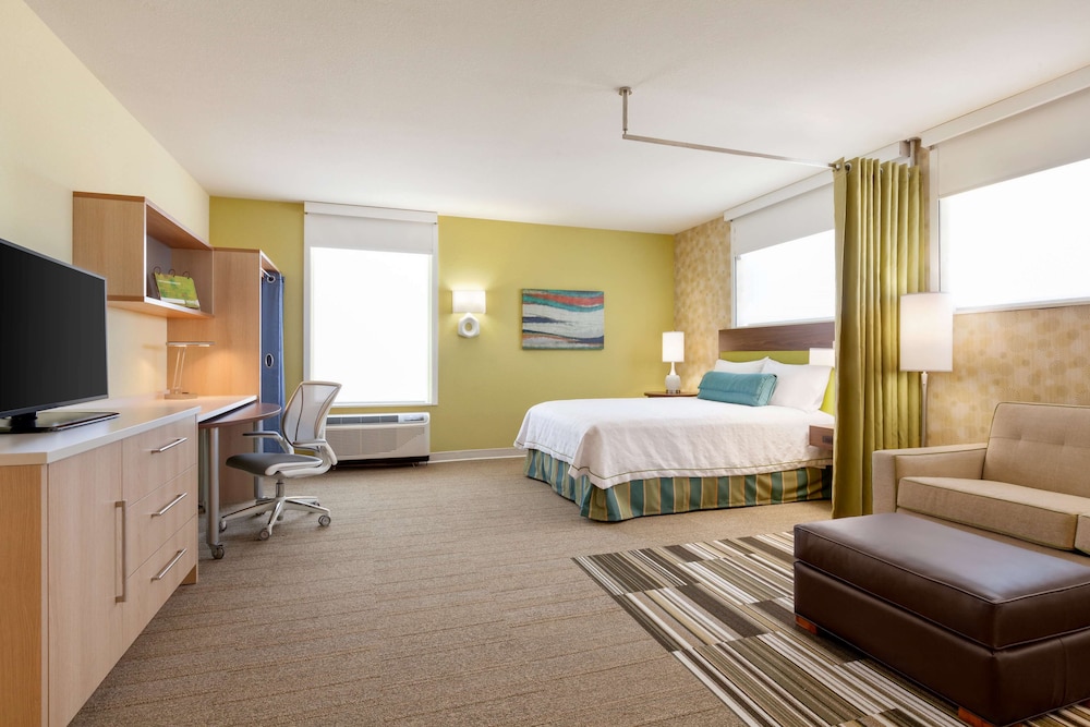 Studio Suite, 1 Queen Bed with Sofa bed, Accessible, Non Smoking (Kitchen, Bathtub) photo 2