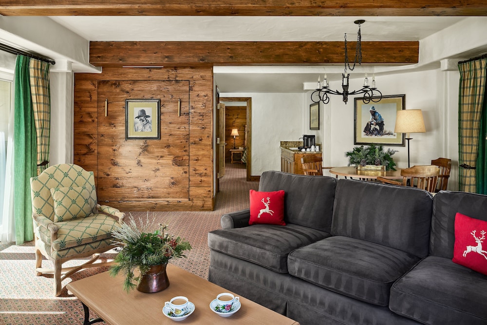 Bald Mountain 1 Bedroom Suite 1 King and Double Murphy - Photo 6