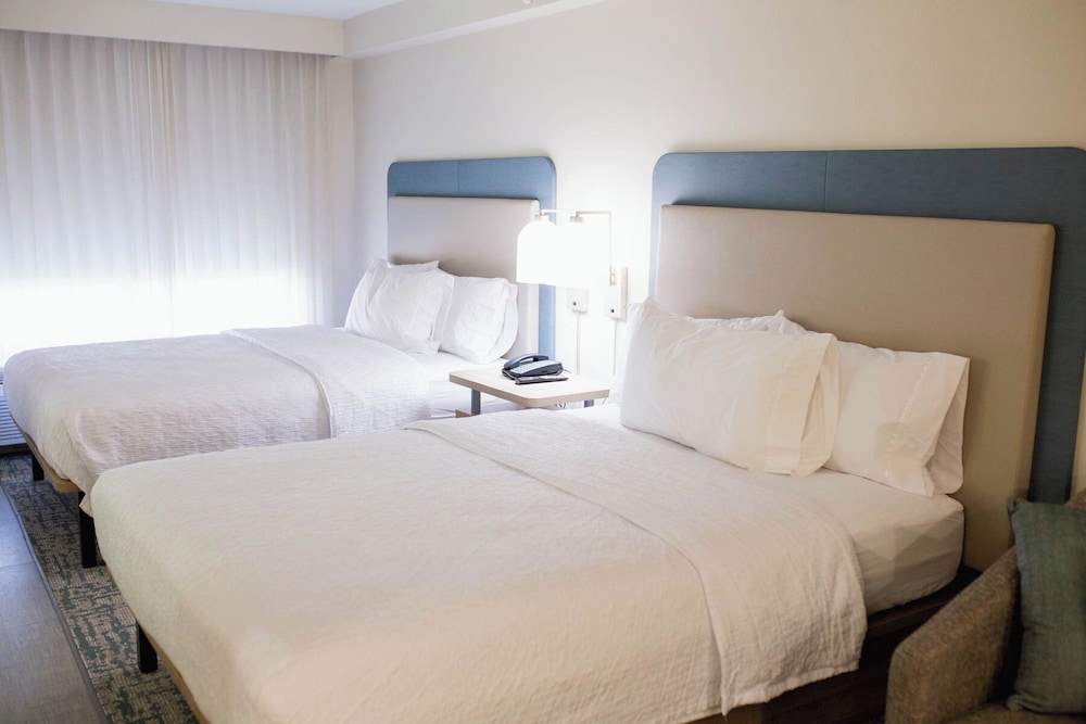 Studio Suite, 2 Queen Beds (Shower Only) - Photo 2