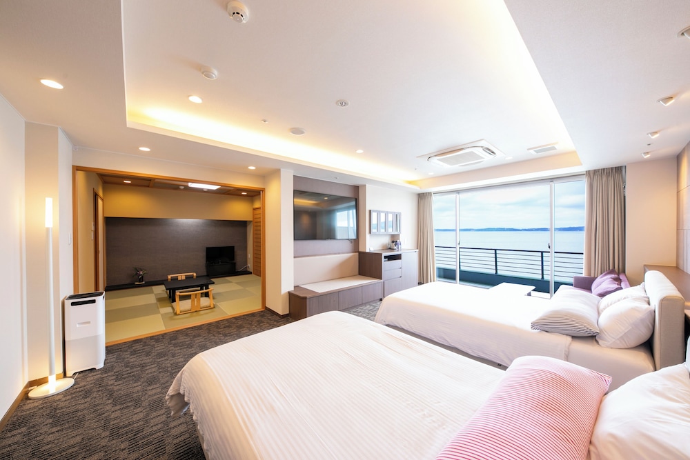 Japanese-Style Room with Ocean View and Open-Air Bath、Non Smoking photo 3