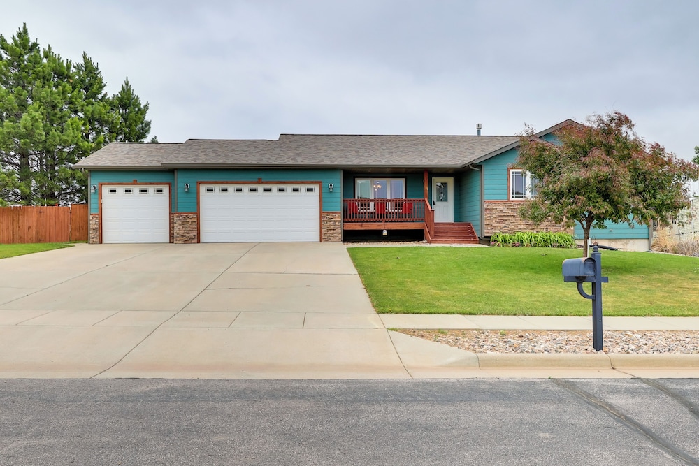 House (4 Bedrooms) photo 1