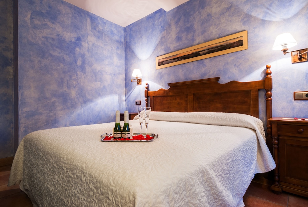 Superior Double Room - Photo 1