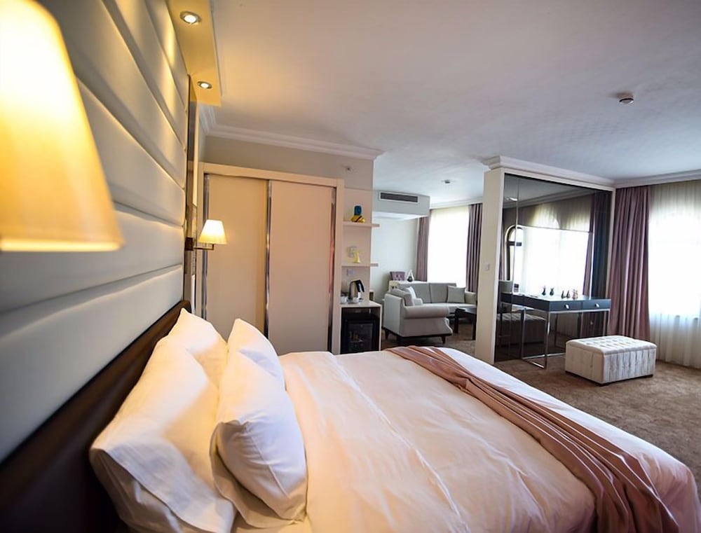 Suite photo 1