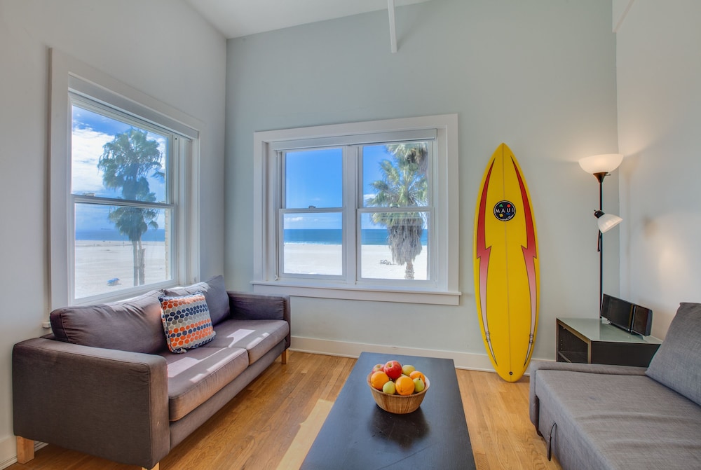 Ocean Front One Bedroom Suite