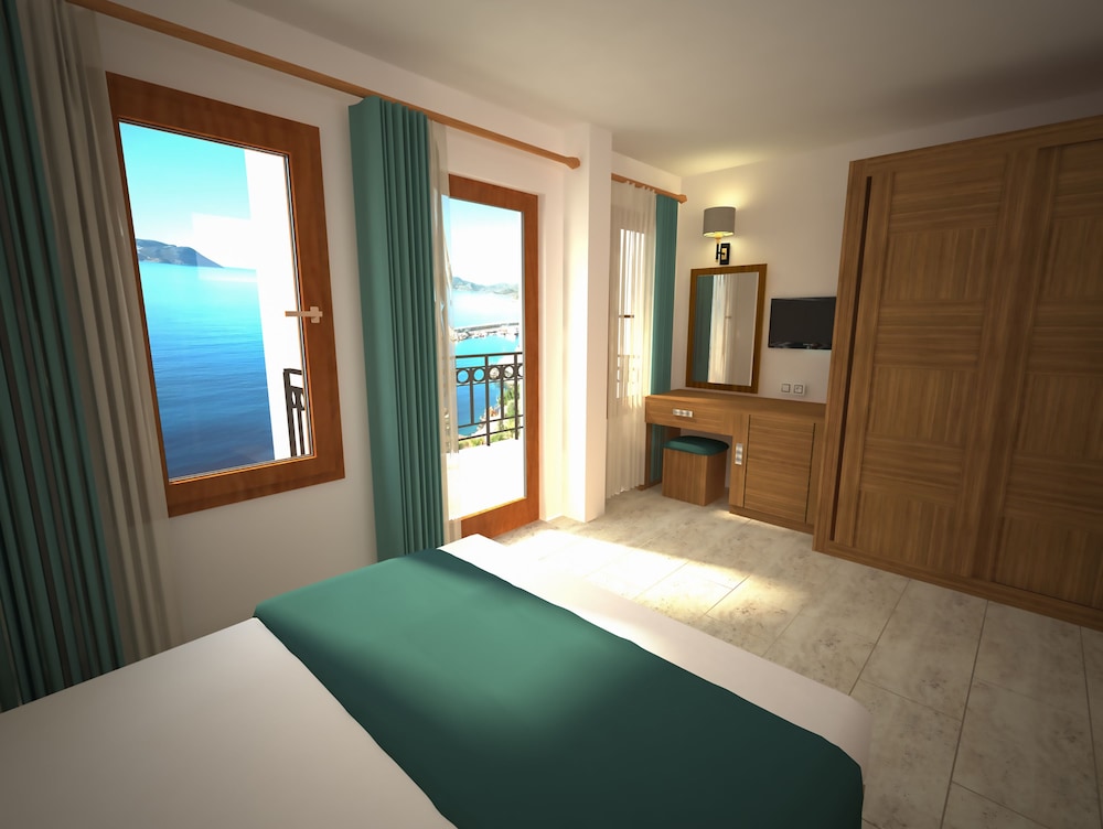 Deluxe Room, Balcony, Sea View photo 3