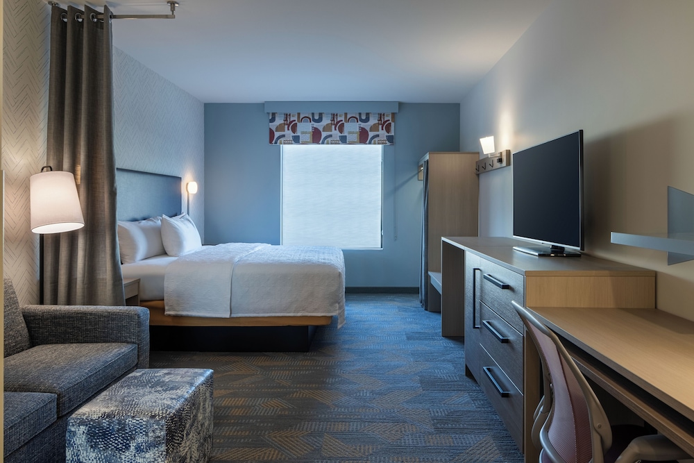 Studio Suite, 1 King Bed, Accessible, Bathtub - Photo 3