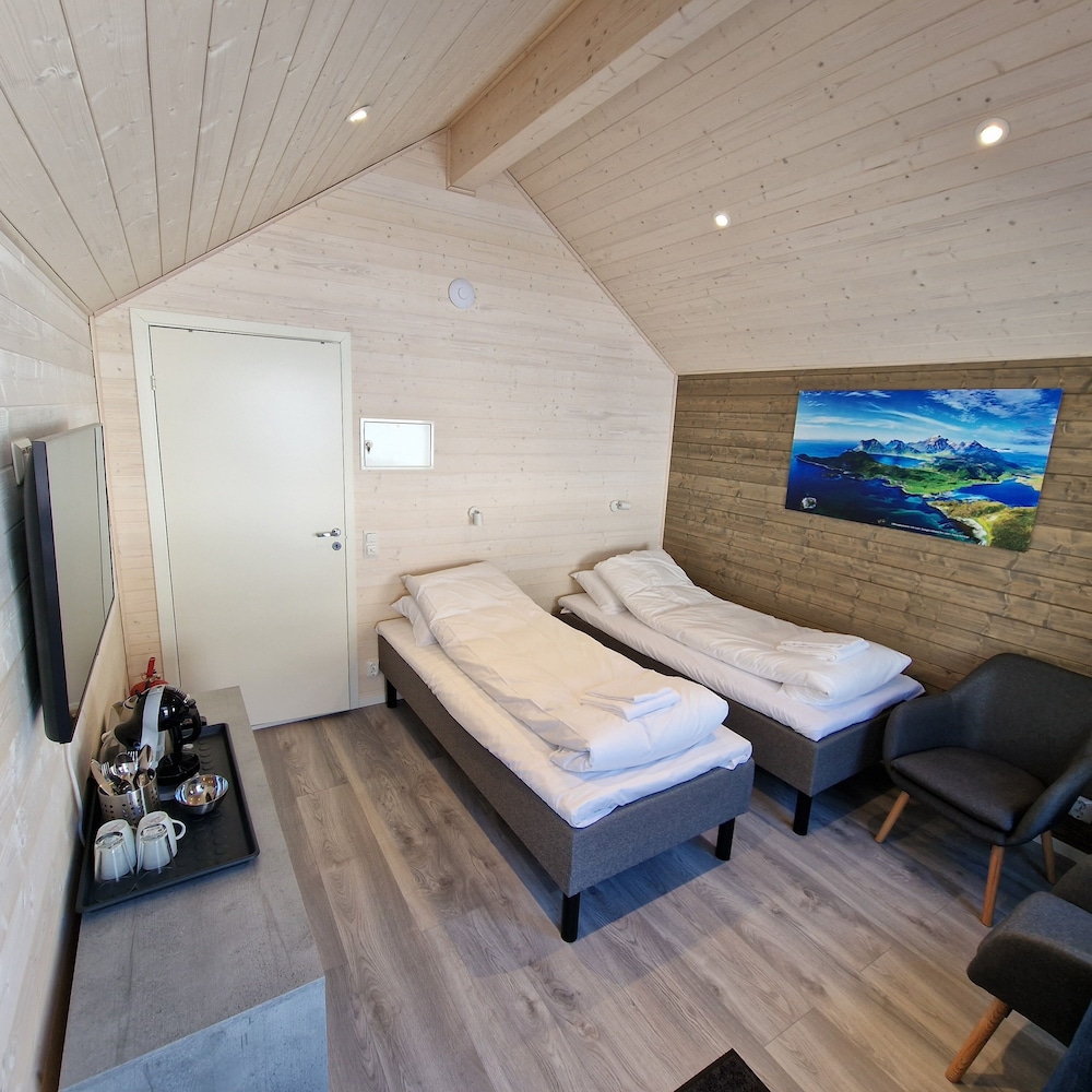Standard Twin Room photo 2