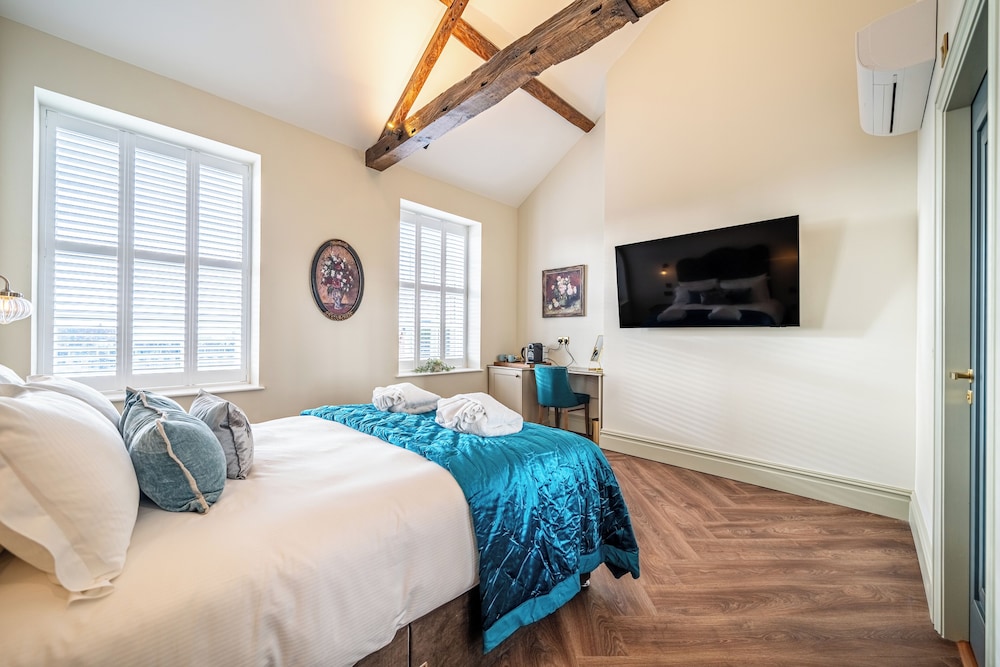 Classic Room, 1 King Bed
