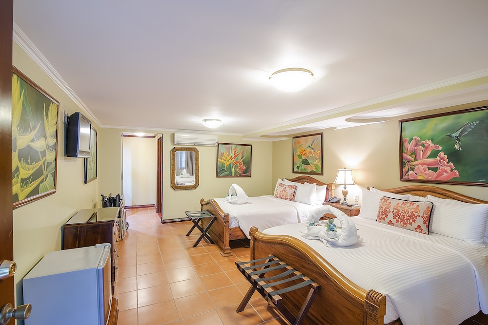 Standard Double Room - Photo 3