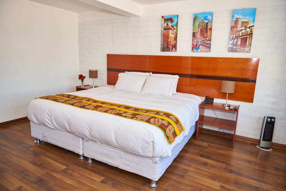 Superior Double Room, City View photo 3