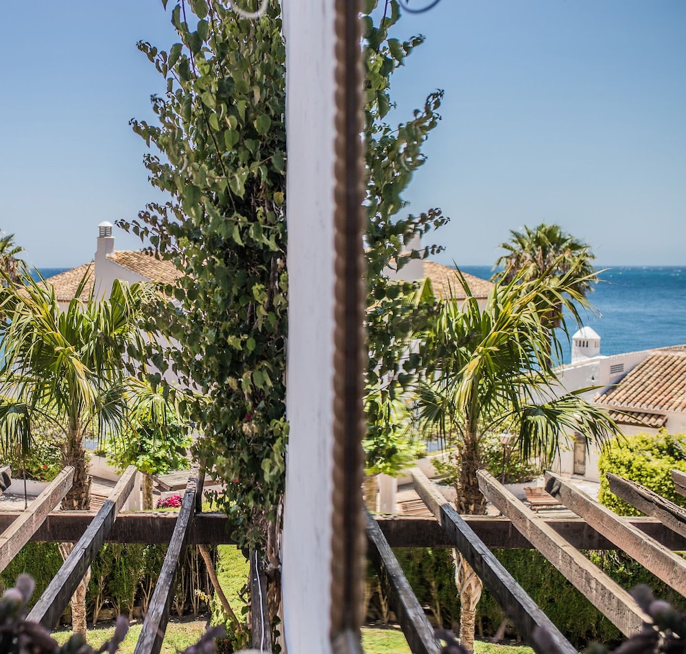 Apartment, 2 Bedrooms, Terrace, Partial Sea View photo 2