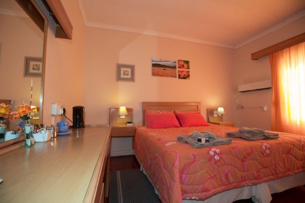 Standard Room, 1 Bedroom photo 2