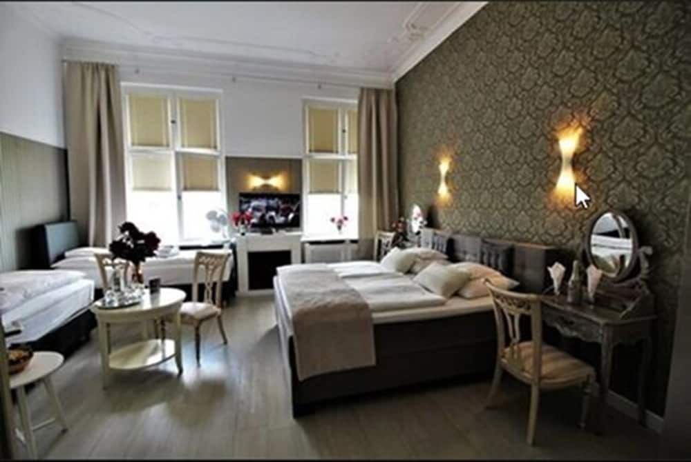 Quadruple Room photo 3