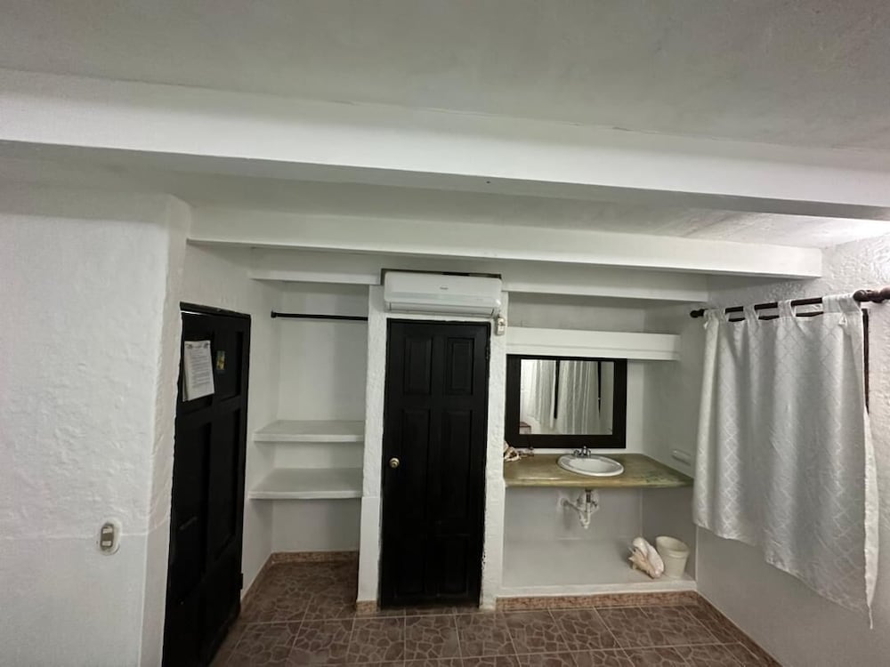 Basic Room, City View photo 2