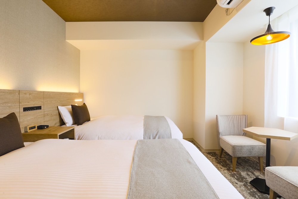 Superior Twin Room, Non Smoking - Photo 1