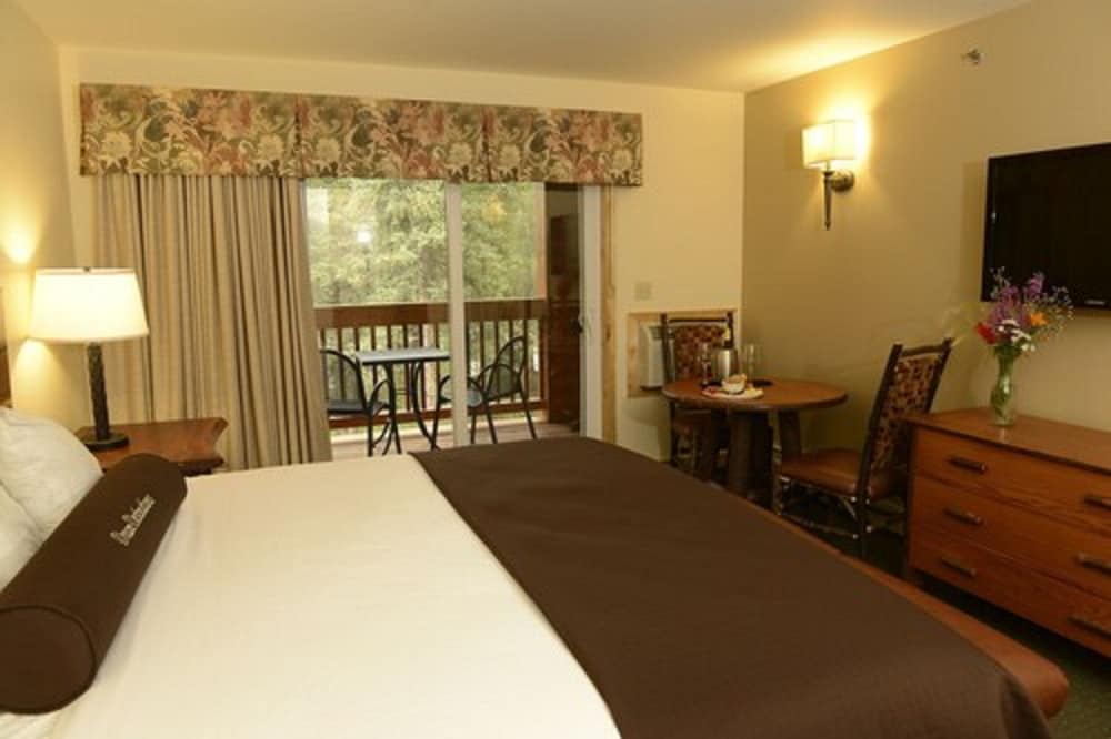 Room, 1 King Bed photo 3
