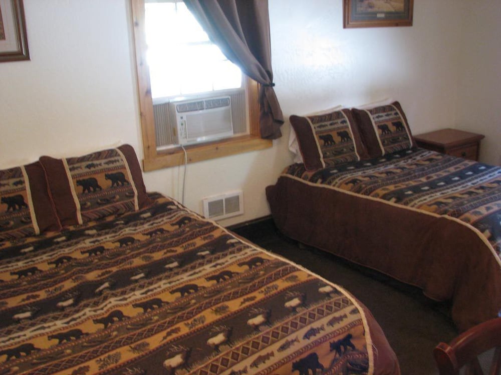 Studio, 2 Queen Beds