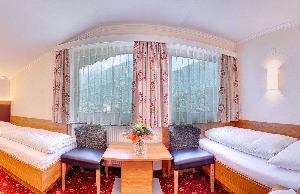 Comfort Quadruple Room photo 3