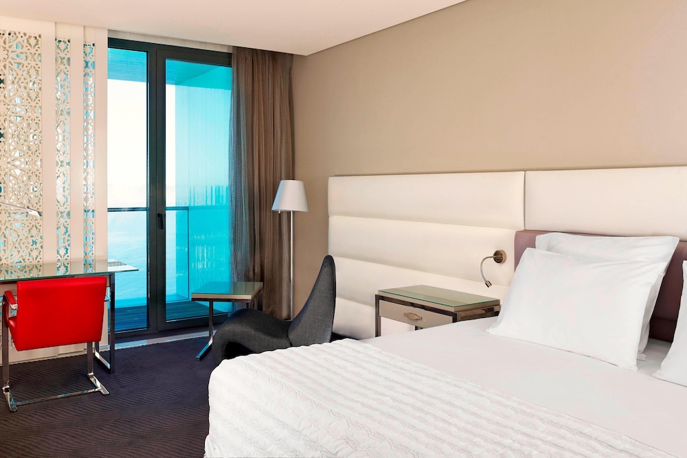 Premium Room, 1 Queen Bed